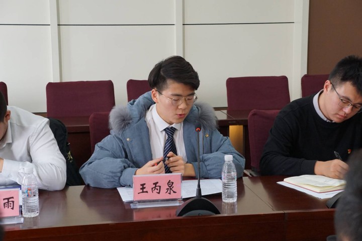 1639539446991068.jpg “最美党支部书记”王丙泉3.JPG